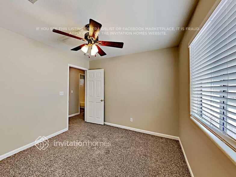 Building Photo - 5237 White Coyote Pl