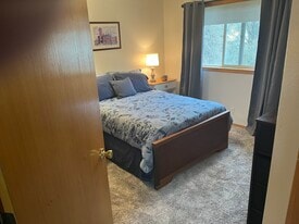 Building Photo - 4165 Berrywood Dr