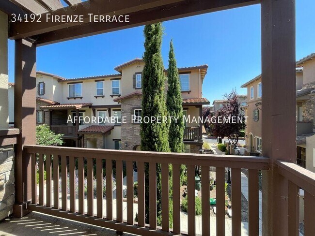 Building Photo - 34192 Firenze Terrace