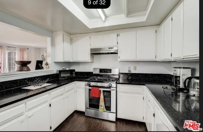 Building Photo - 4843 W 118th Pl