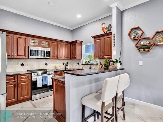 Building Photo - 14304 S Royal Cove Cir