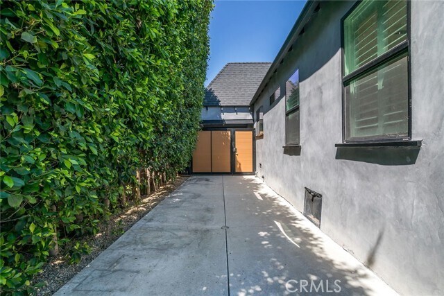 Building Photo - 1444 Stearns Dr