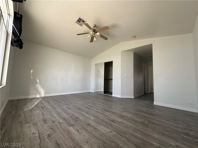 Building Photo - 8275 Cedar Leaf Dr