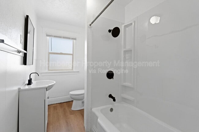 Building Photo - 1509 N Wall St