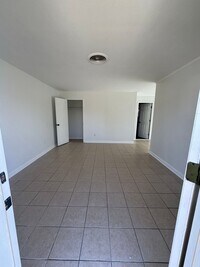 Building Photo - 6499 Marcie St