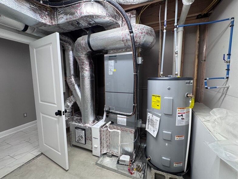 Building Photo - 21 Charles St