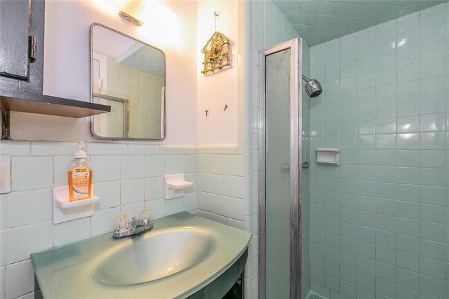 Building Photo - 4341 Kolloch Dr