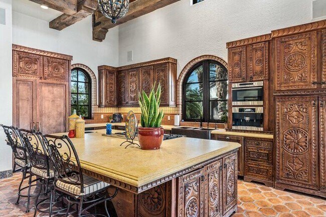 Building Photo - 83290 S Bay Dr