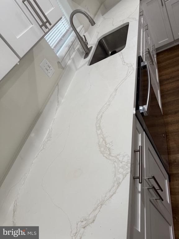 Building Photo - 6409 63rd Pl