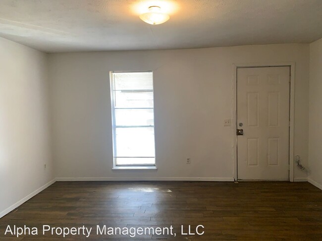 Building Photo - 1 br, 1 bath House - 3720 West Capitol Str...