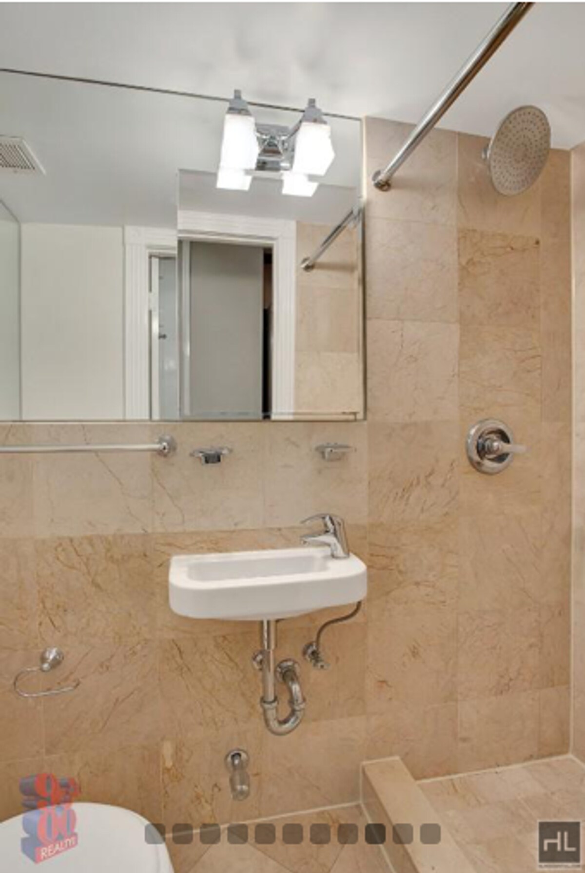 Building Photo - East 13th Street