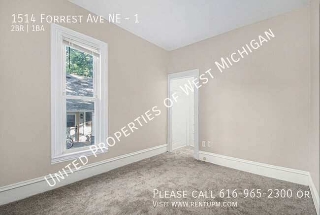 Building Photo - Available Now | 2 Bed 1 Bath Apartment in ...