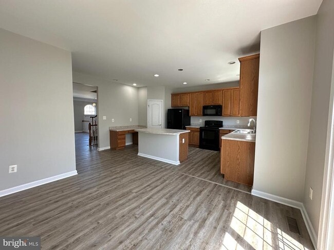 Building Photo - 17425 Grant Cottage Dr