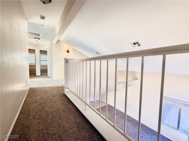 Building Photo - 50 Tidwell Ln