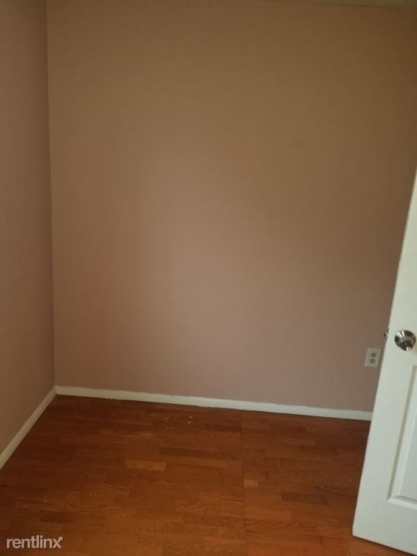 Building Photo - 3 br, 2 bath Townhome - 1445 Farmcrest Way