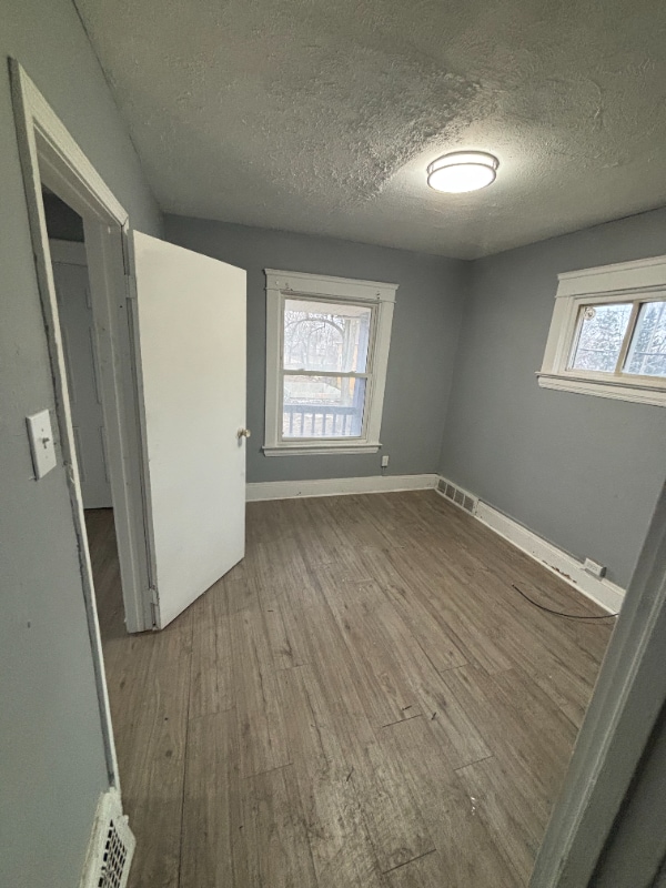 Building Photo - 12617 Griffing Ave