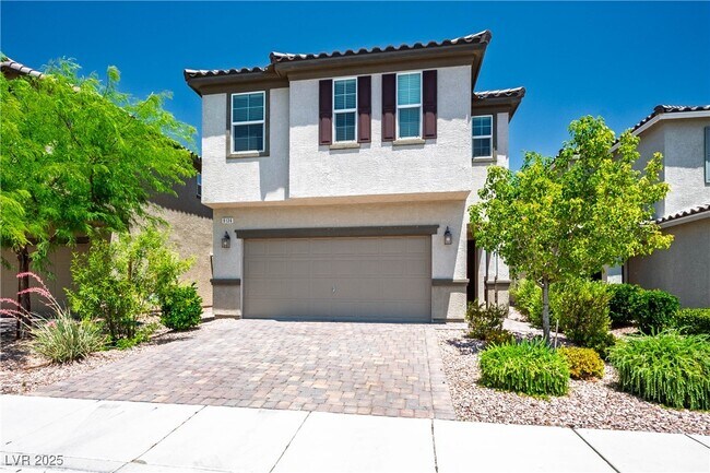 Building Photo - 9136 Cocowoods Pl