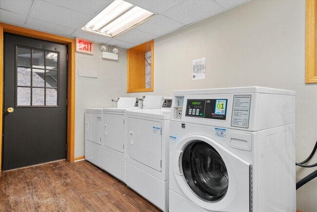 Building Photo - 6813 W 21st St