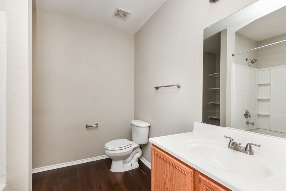 Building Photo - 1508 Queens Brook Ln