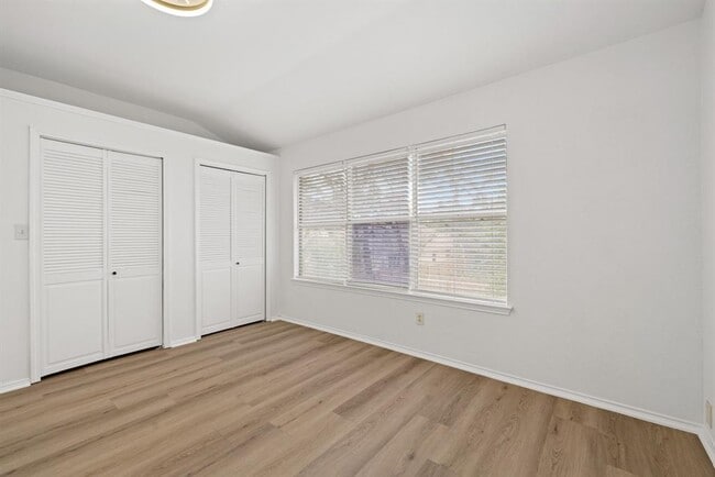 Building Photo - 13108 Tilder Dr