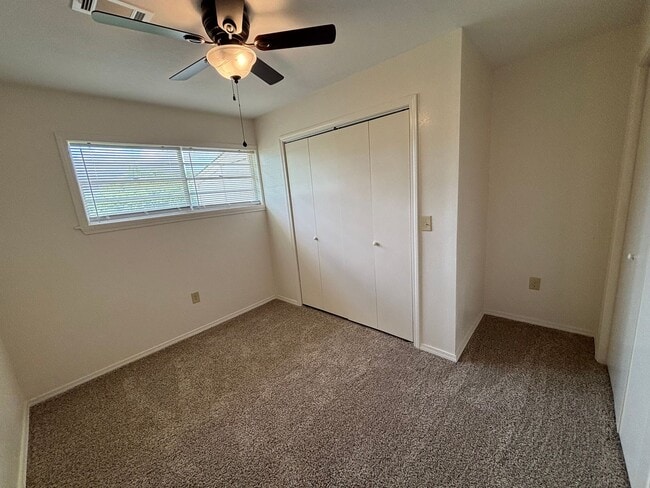 Building Photo - 1815 S Erie, Apt 1-4