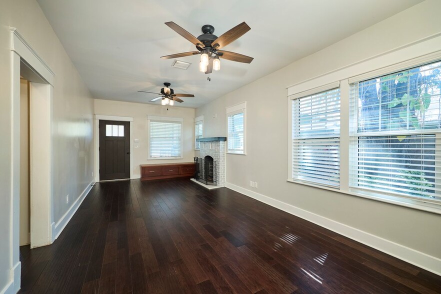 Building Photo - 6008 N Highland Ave