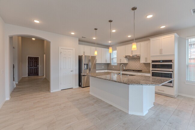 Building Photo - 59 Pioneer Canyon Pl