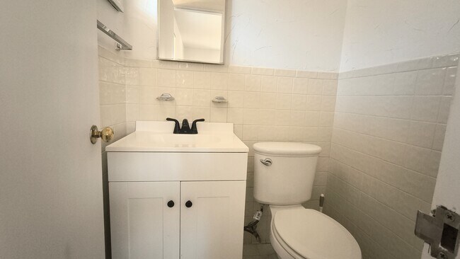 Building Photo - 2628 Keats Pl