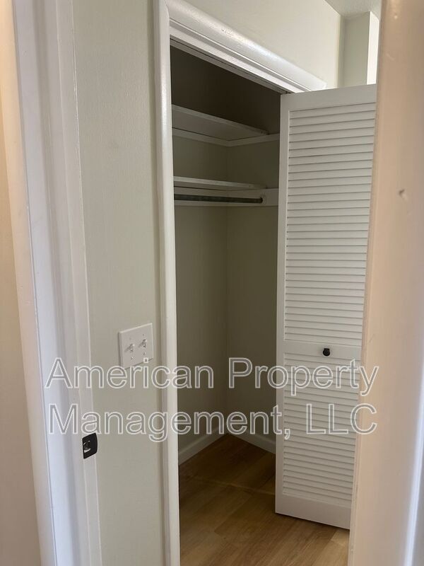 Building Photo - 415 N 17th St