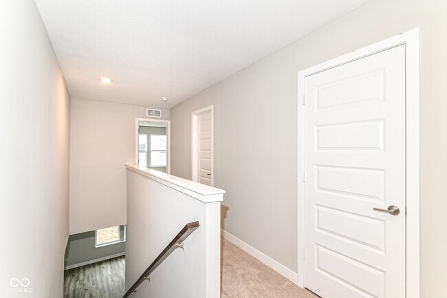 Building Photo - 14872 Stonneger St