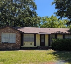 Building Photo - 4814 Impala Ln