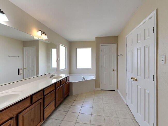 Building Photo - *No Application Fee*