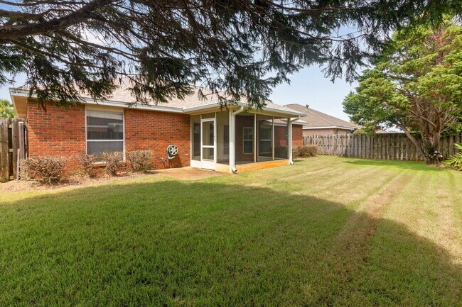Building Photo - 4030 Broken Arrow Ct