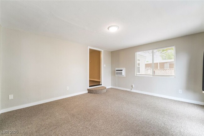 Building Photo - 2847 Mammoth Ct