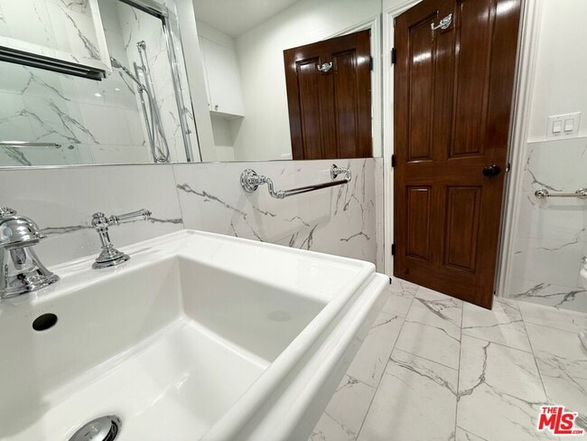 Building Photo - 9595 W Olympic Blvd