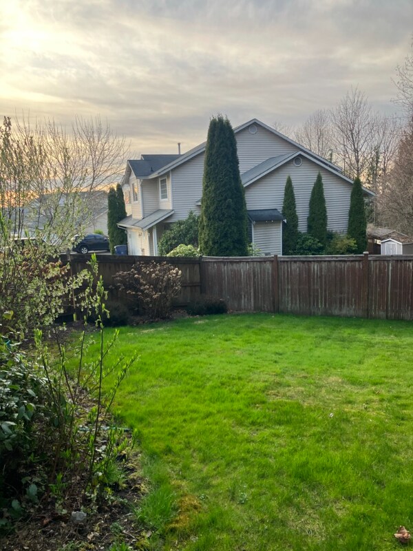 Building Photo - 8712 75th Dr NE