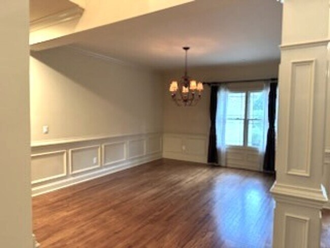 Building Photo - 217 Asheton Lakes Way