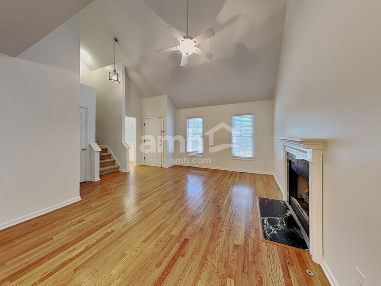 Building Photo - 12524 Waterlow Park Ln