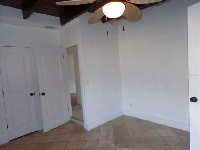 Building Photo - 179 Maria Ct