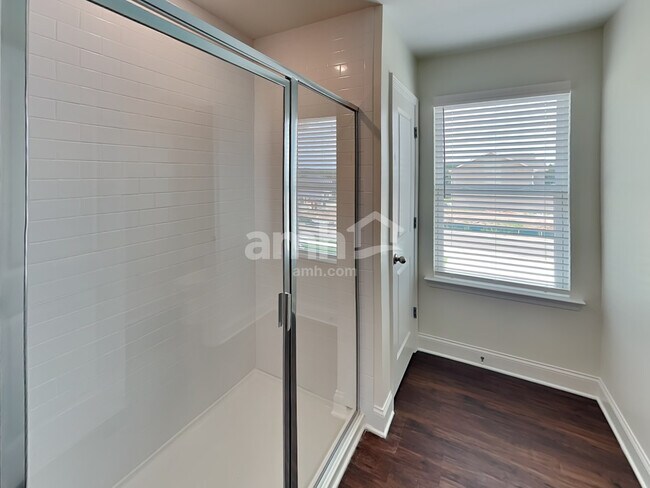 Building Photo - 3601 Isabella Ct