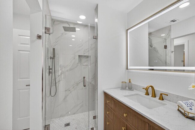 Building Photo - 479 Prestwick Cir