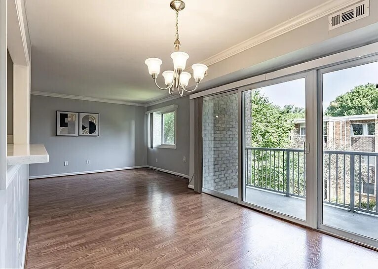 Building Photo - 2908 Kings Chapel Rd