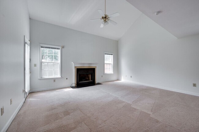 Building Photo - Great 3 bed 2 bath Home in Bellevue!