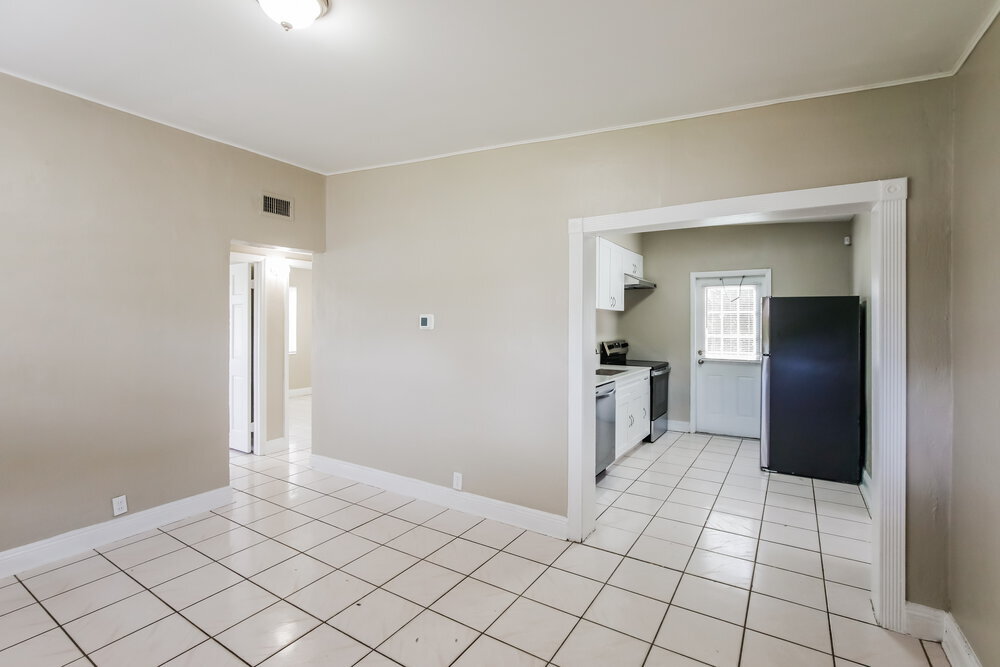 Building Photo - 1100 NW 143rd St