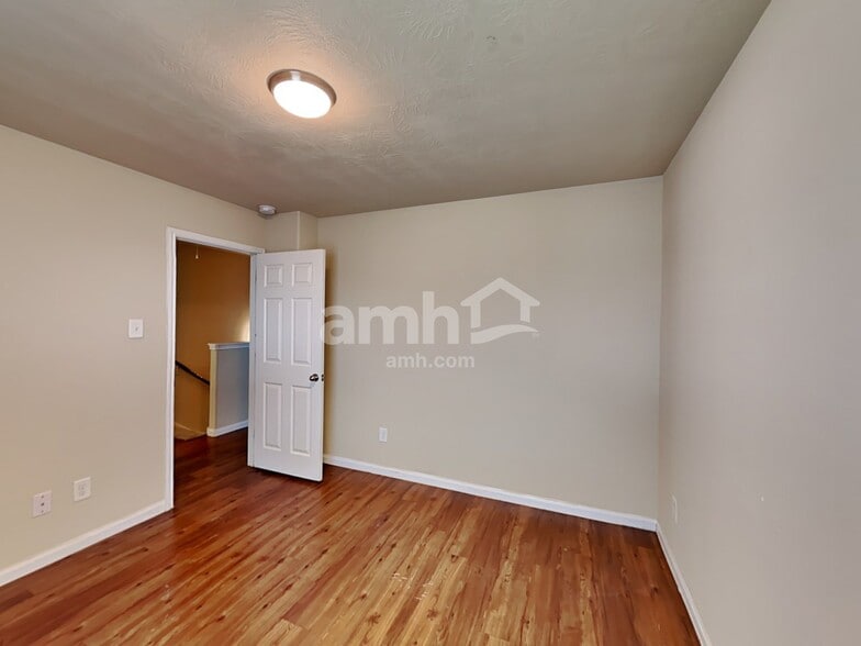 Building Photo - 5923 Stockholm Ct