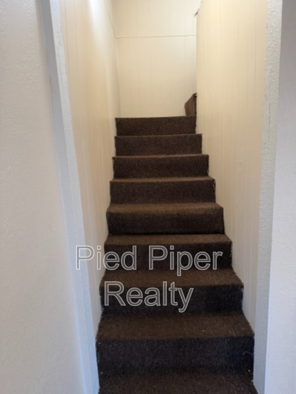 Building Photo - 601 N Winnebago Ave