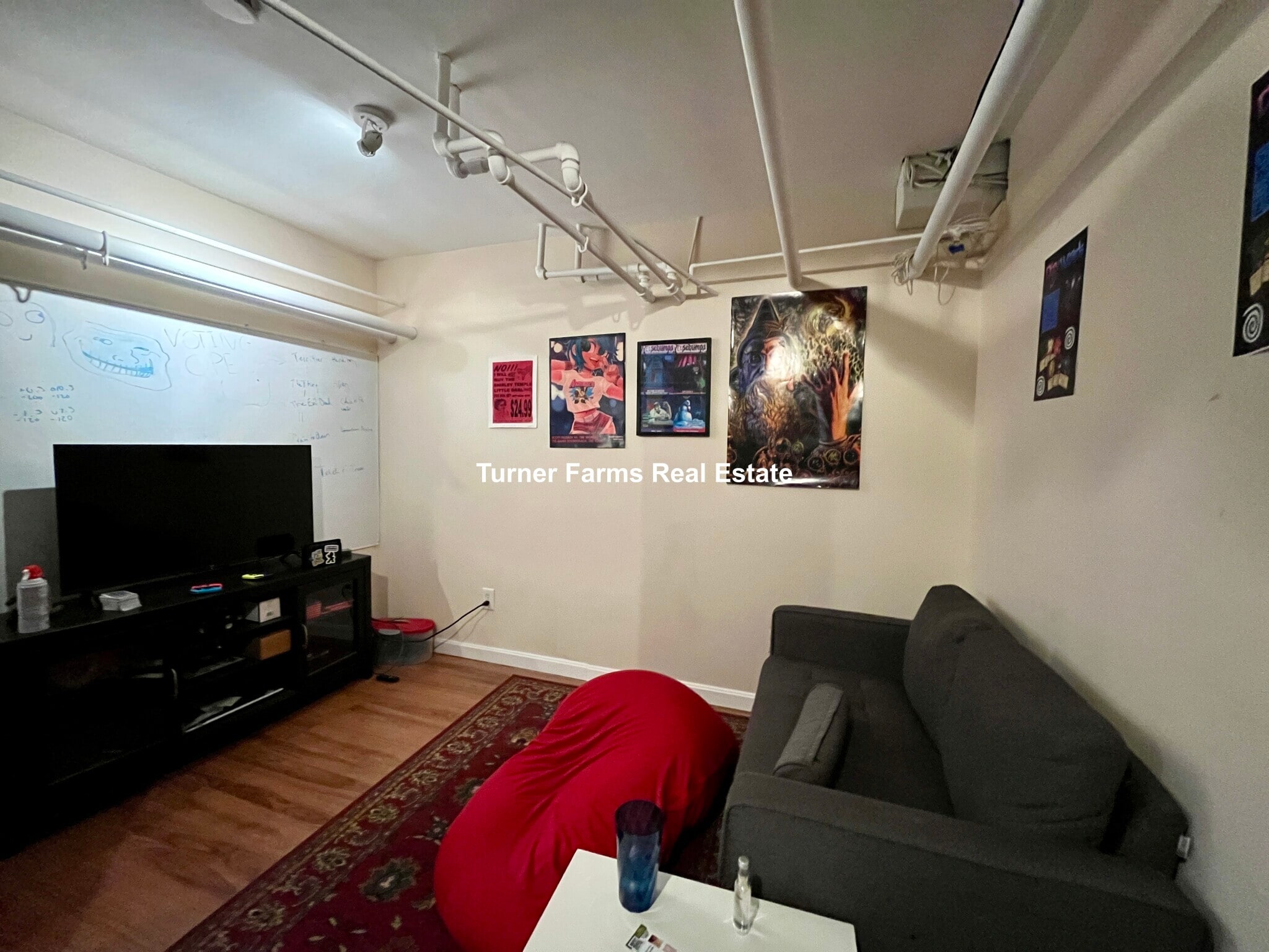 Building Photo - 19 Netherlands Rd