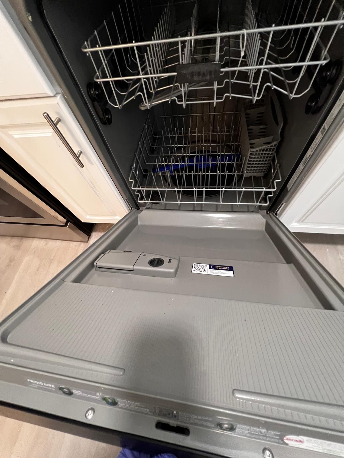 New stainless steel dishwasher - 2448 Lakeview Ave