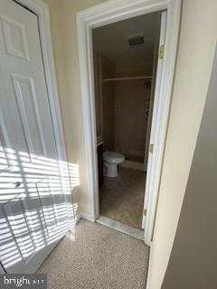 Building Photo - 6930 Hamilton Ct