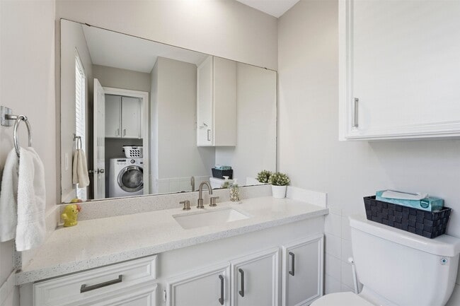 Building Photo - 7927 Wolfield Ln